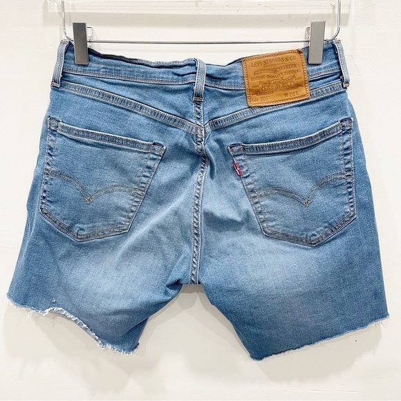 Levi’s Cutoff Denim High Waist Shorts Size 28 Light Wash - Picture 2 of 11